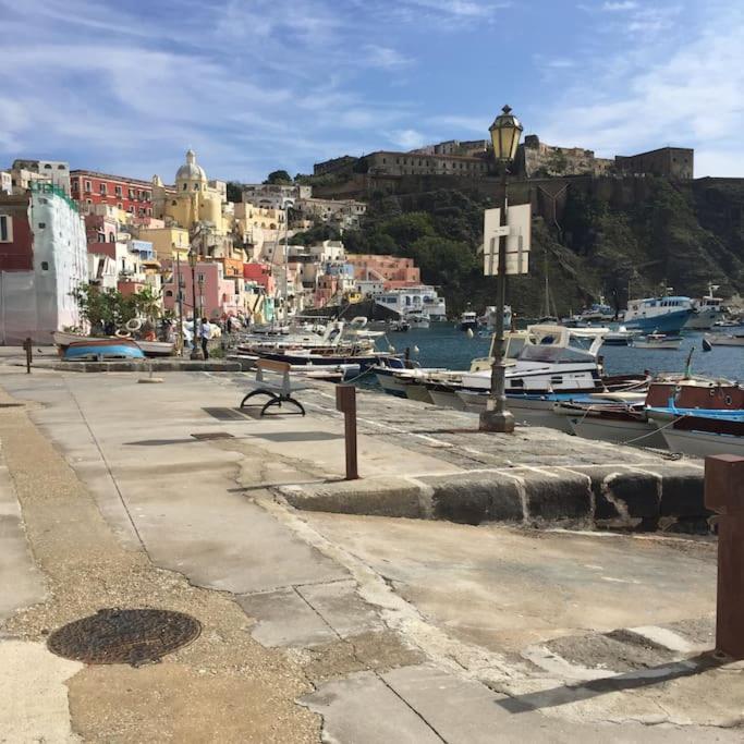Appartamento Vista Mare Прочида Экстерьер фото